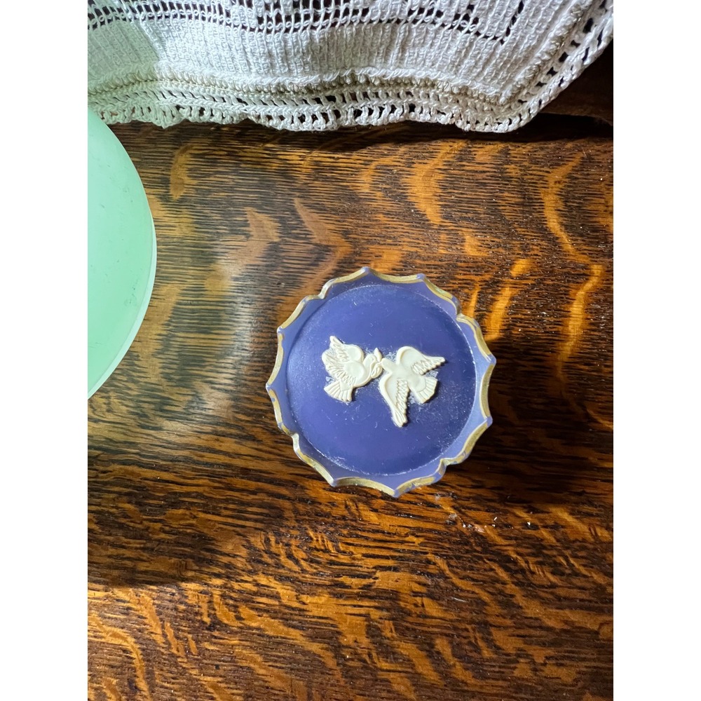VTG Avon Dove Vanity Jar Set Moonwind Powder Rapture Cream Sachet Frosted Glass - Picture 3 of 7
